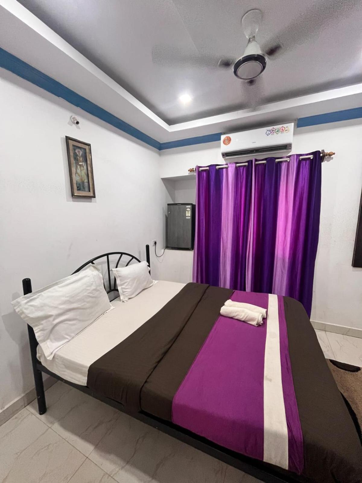 Hotel Queen Queen Sea Calangute Ngoại thất bức ảnh
